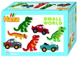 Hama Midi Perlesæt Small World med bil og dinosaurer i perler.